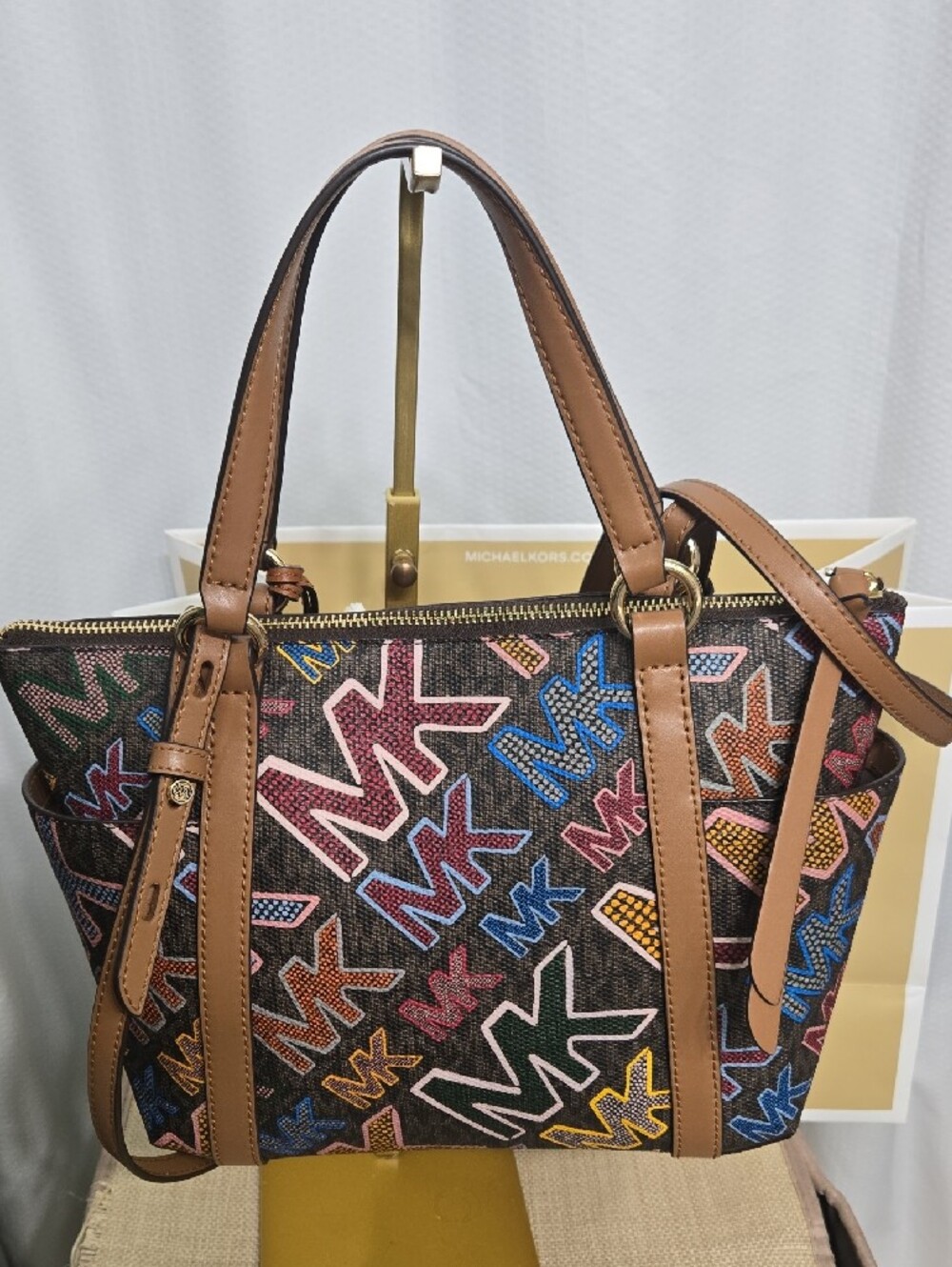 NWOT Michael Kors Multicolor MK Logo Shoulder Bag with Tan Trim - Picture 2 of 10